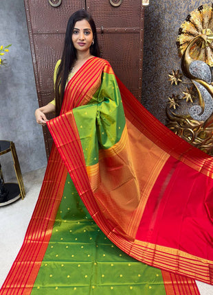 Vaira Oosi Golden Zari