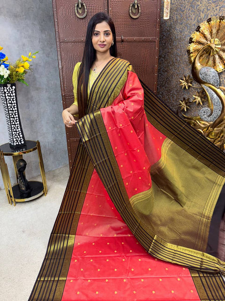 Vaira Oosi Golden Zari With Coffee Brown Border