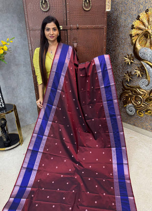 Kanchi Silk Retta Patta with Silver Zari