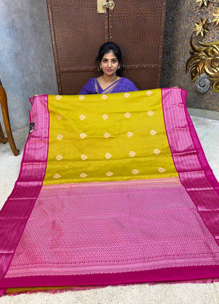 Vaira Oosi Silver Zari