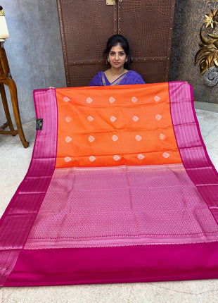 Vaira Oosi Silver Zari