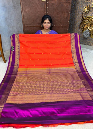 Vaira Oosi Gold Zari