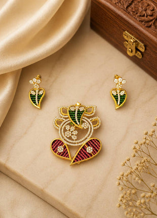 Stone Dollar With Earring