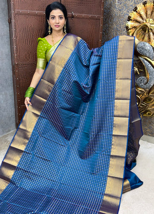 1000 Butta Gold Zari