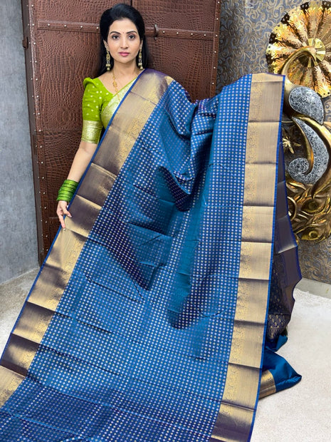 1000 Butta Gold Zari