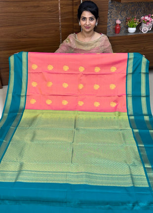 Vaira Oosi Gold Zari