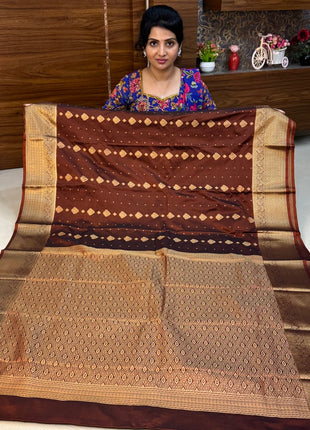 Kanchi Silk Gold Zari