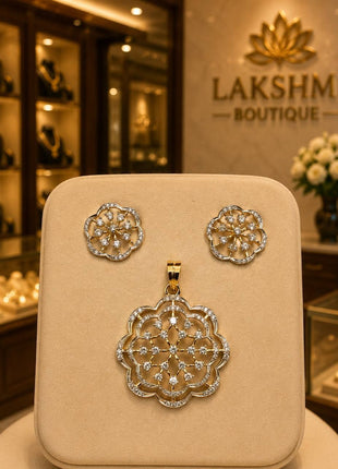 Stone Dollar With Earring