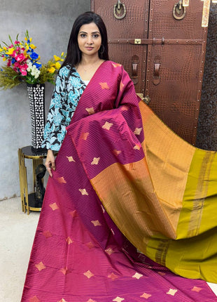 Border Less Vaira Oosi
