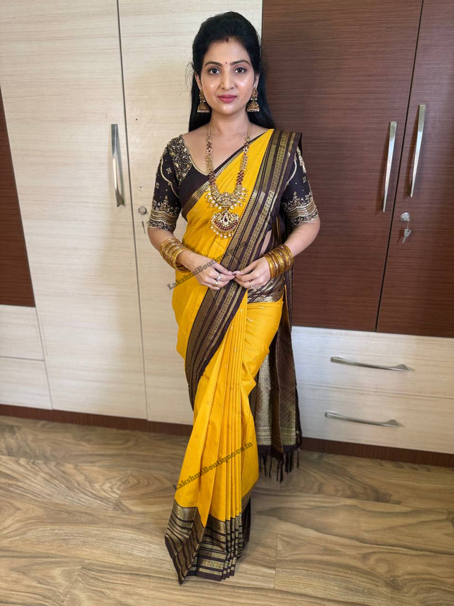 Vaira Oosi Golden Zari