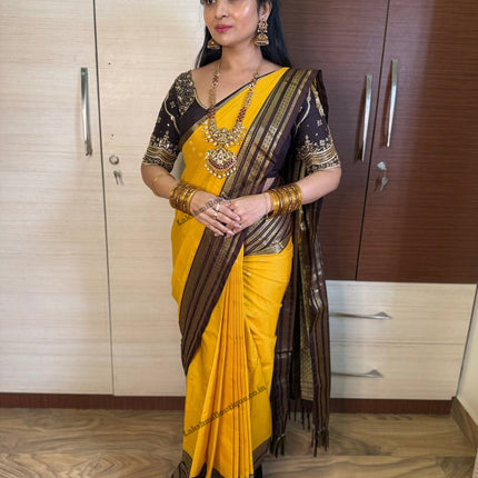 Vaira Oosi Golden Zari