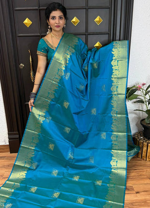 Premium Kanchi Gold Zari Pallaku Design