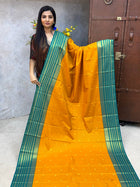 Vaira Oosi Golden Zari