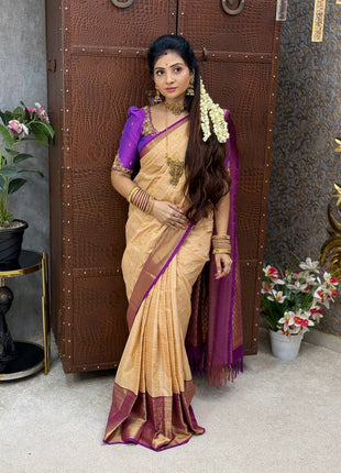 Vaira Oosi Golden Zari