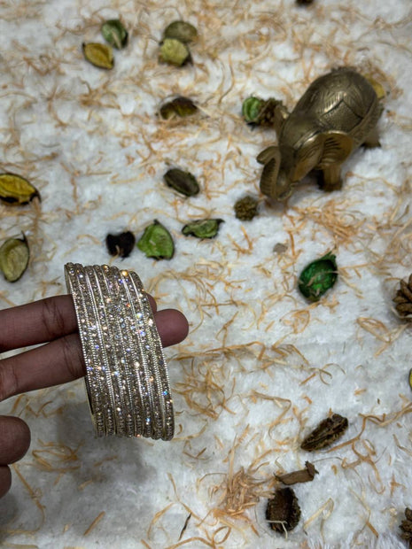 Side Bangle With Stone Work