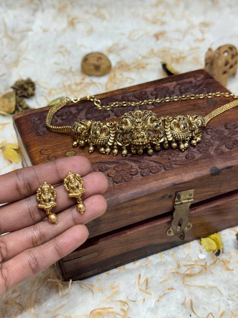Temple With Choker Necklace Jewellery