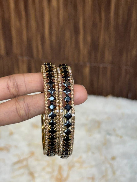 Side Bangle With Stone Work