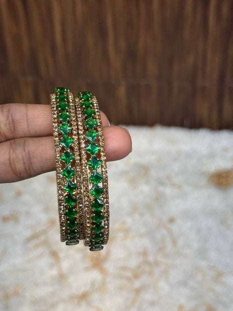 Side Bangle With Stone Work