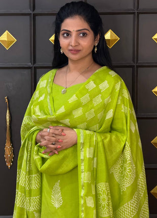 Bagur Cotton Suit (Unstitched)