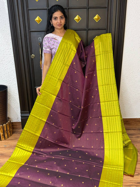 Vaira Oosi Gold Zari