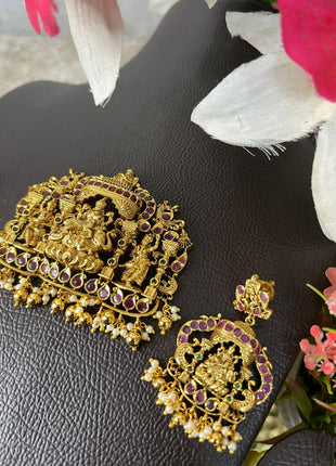 Dollar With Earring