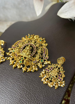 Dollar With Earring