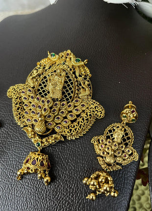 Dollar With Earring