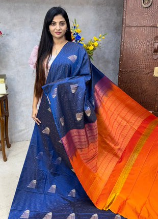Border Less Vaira Oosi