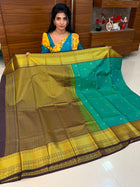 Vintage Vaira Oosi Gold Zari