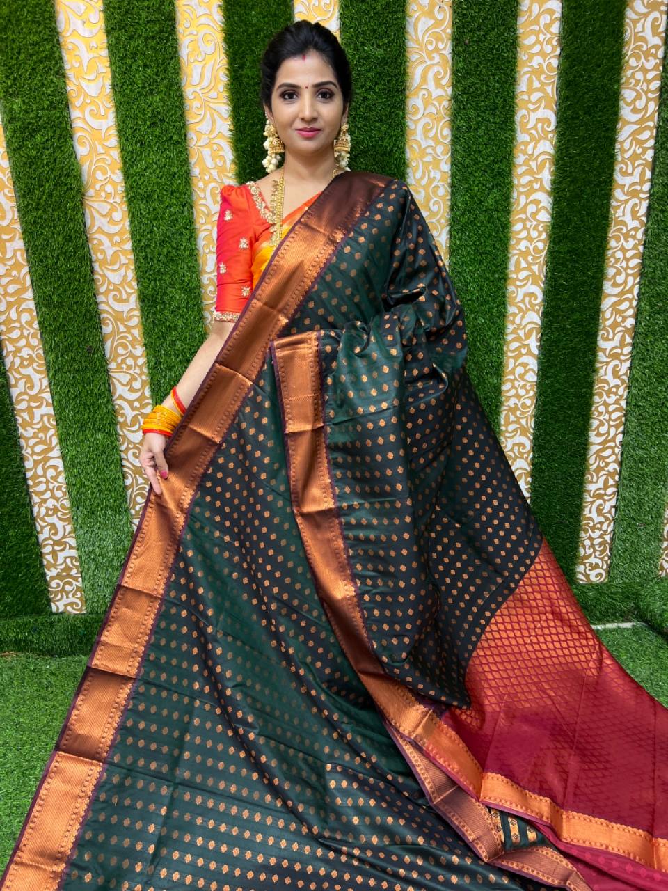 Elegant 1000 Butta Sarees | Shop online 1000 butta Kanchipuram Sarees