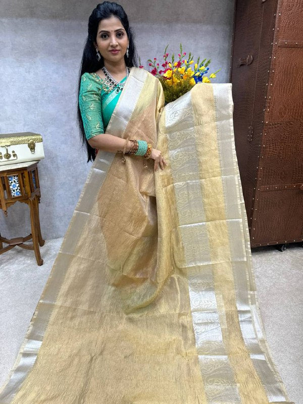 Traditional Pink and Majenta color Crushed Silk fabric Saree : 1821957