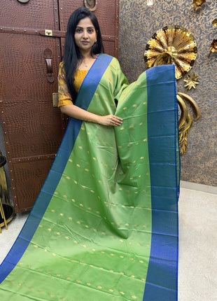 Vaira Oosi Golden Zari