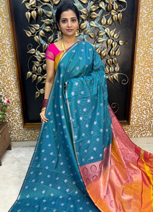 Border Less Vaira Oosi Silver Zari