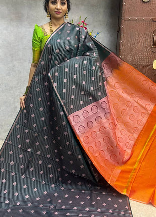 Border Less Vaira Oosi Silver Zari