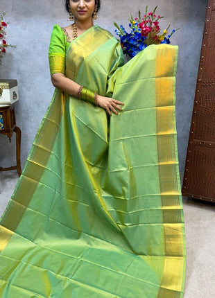 Vaira Oosi Golden Zari