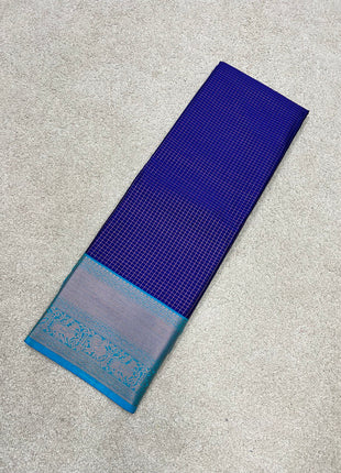 Vaira Oosi copper Zari