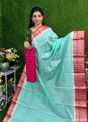 Chiniya Silk with 2 Blouses Contrast Blouse with Banarasi Blouse