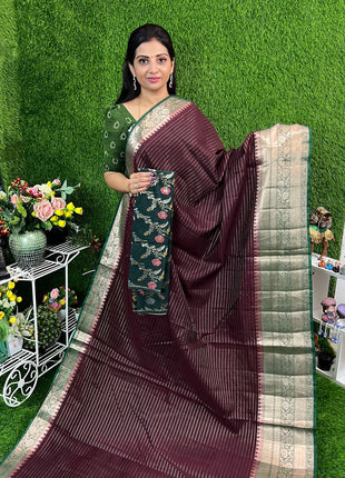 Chiniya Silk with 2 Blouses Contrast Blouse with Banarasi Blouse