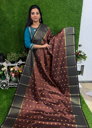 Kanchi Silk Gold Zari
