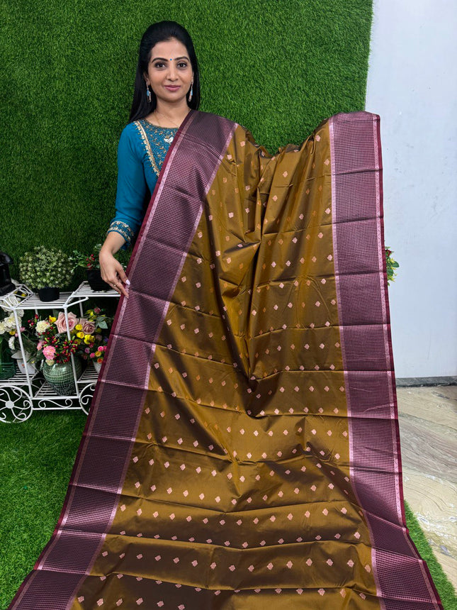 Kanchi Silk Gold Zari