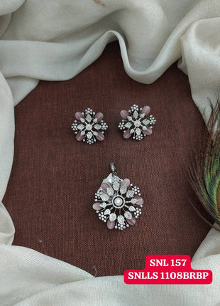 Pendant with Stud