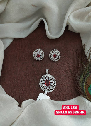 Pendant with Stud