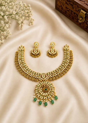 Kasu Malai with Stone Work