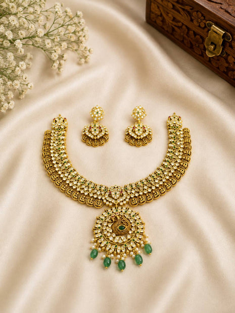 Kasu Malai with Stone Work