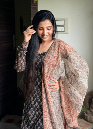 Kota Doria Salwar Suit  (UNSTITCHED)
