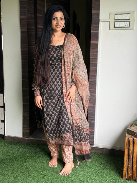 Kota Doria Salwar Suit  (UNSTITCHED)