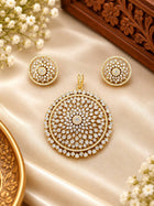 Stone Dollar With Earring