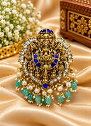 Dollar With Earring