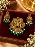 Dollar With Earring