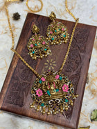 LONG DOLLAR CHAIN WITH EARRING